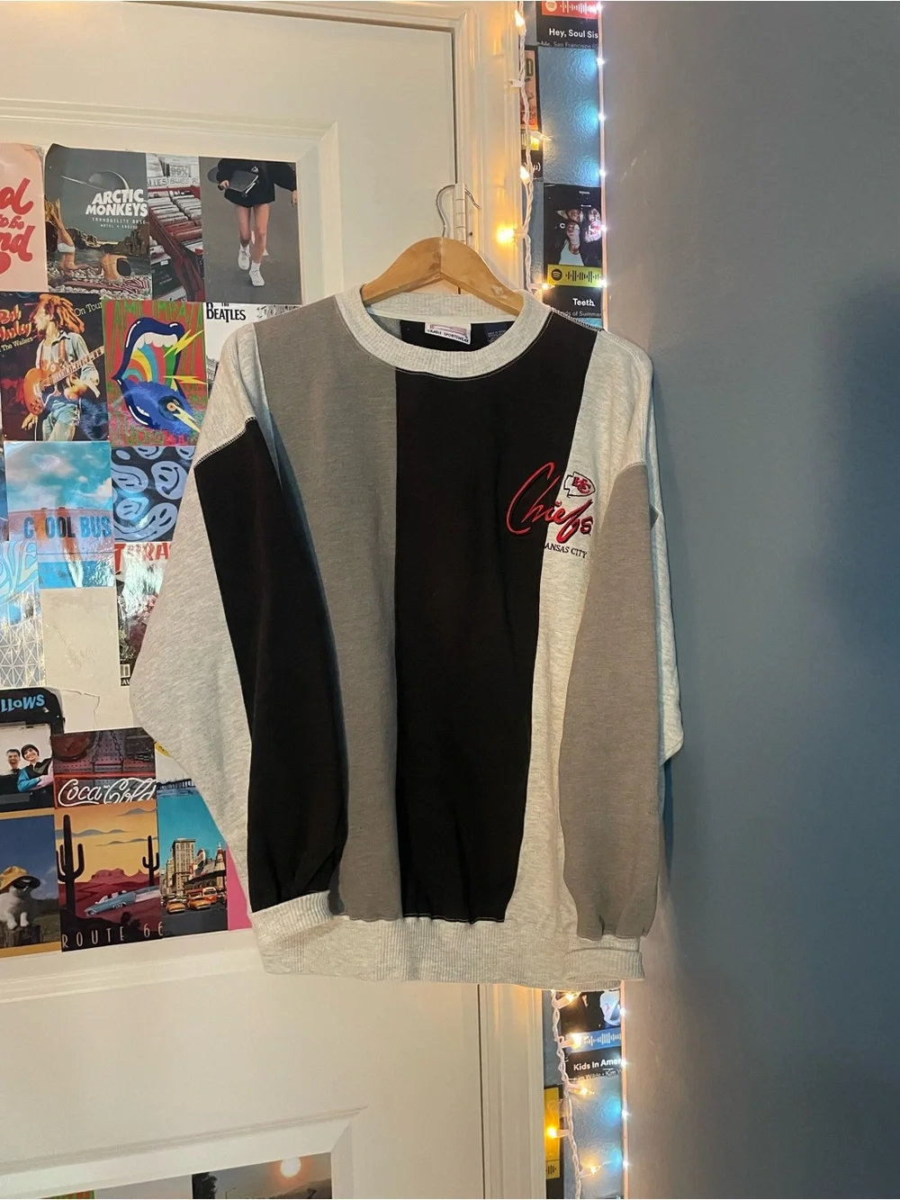 Men's Two-Tone vintage Kansas City Chief’s Gray & Black Pullover Sweatshirt